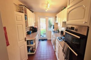 Kitchen- click for photo gallery